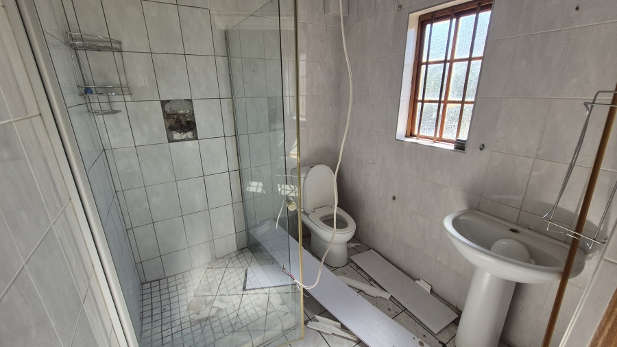 7 Bedroom Property for Sale in Riebeeckstad Free State